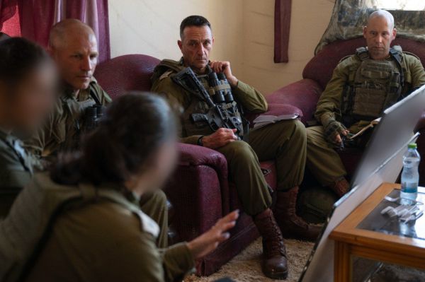 הרמטכ"ל בעזה: "אסור לוותר על אף אחת ממטרות המלחמה"