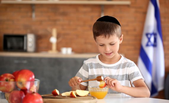 דווקא השנה, לא משאירים אף אחד מאחור! קחו שותפות