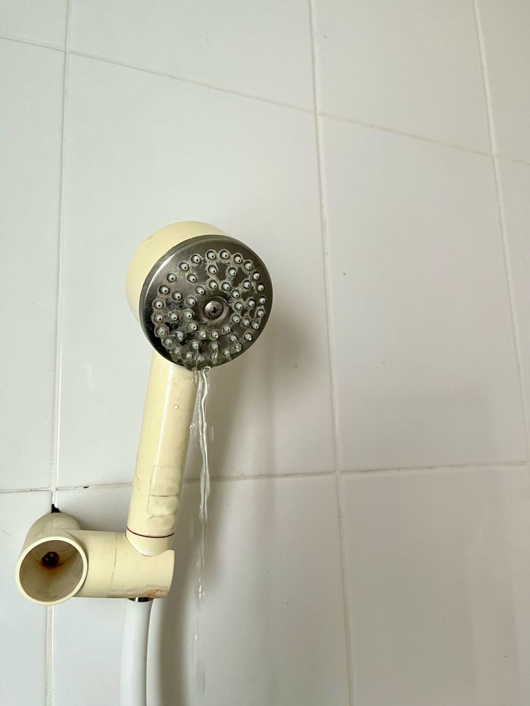 הגרושה דרשה דמי כתובה בעקבות נזילה באמבטיה