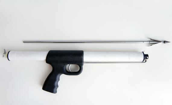 חשד לניסיון רצח בשדרות: צעיר נפצע קשה מחץ של רובה צלילה