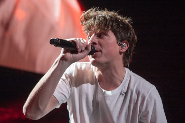 תגידו מזל טוב: כוכב הפופ היהודי התחתן