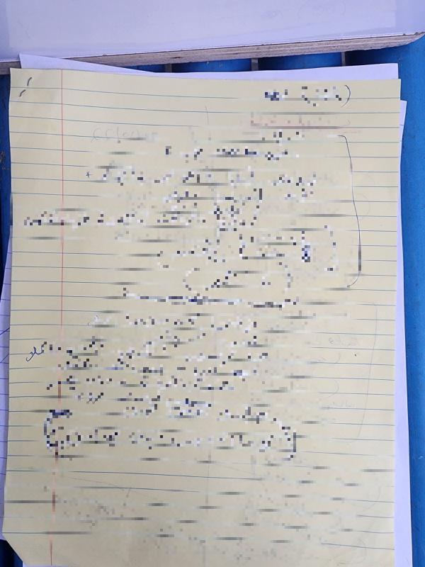 עורכת דין נתפסה עם דפי מסרים למחבלים כלואים