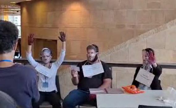 מיצג מביש בכנסת: שרי קבינט המוות עם דם על הידיים