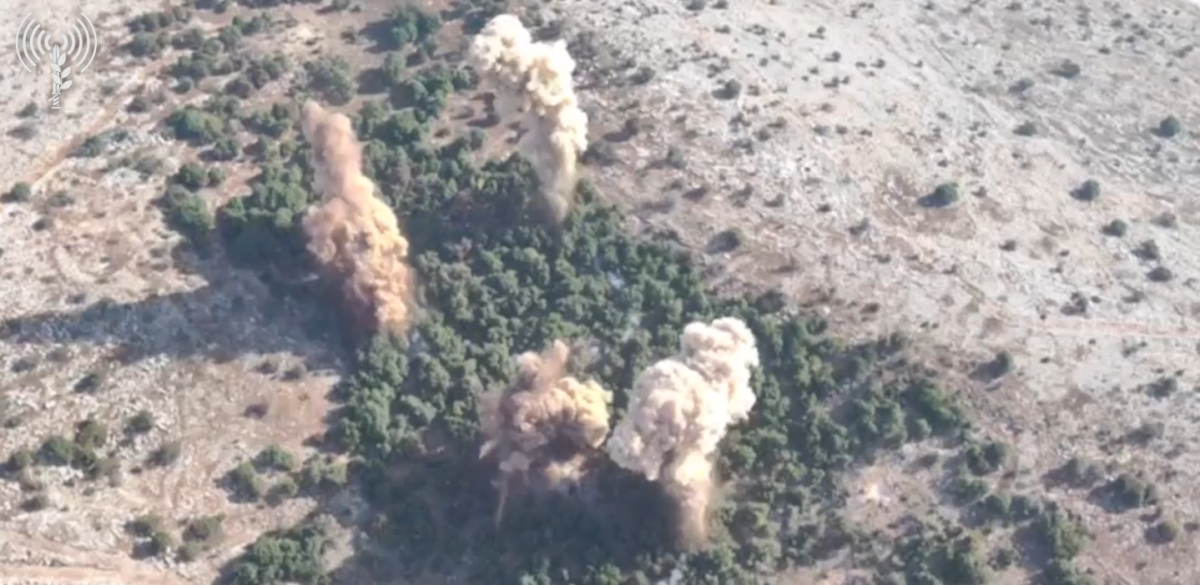 פטרייה של אש: צפו באוגדה 36 כותשת את דרום לבנון