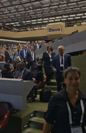 חברי פרלמנט ערבים השתוללו וצעקו לעבר הח"כים: "רוצחים" | צפו