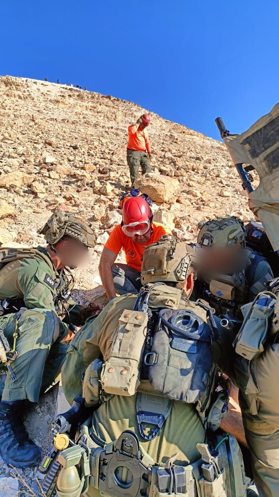 לוחמי 669 חילצו רוכב אופנוע שהידרדר בסמוך לצוק העזאזל