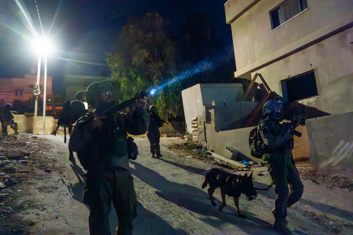 צה"ל מתגבר כוחות ביו"ש: נעצרו 35 מבוקשים, אמצעי לחימה הוחרמו