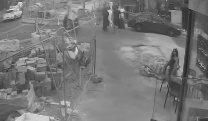 נס בחולון: רסיס ענק נחת בין שני בני אדם. צפו