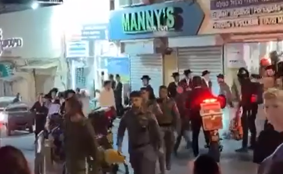 בושה: חייל הותקף במאה שערים ונזקק לחילוץ