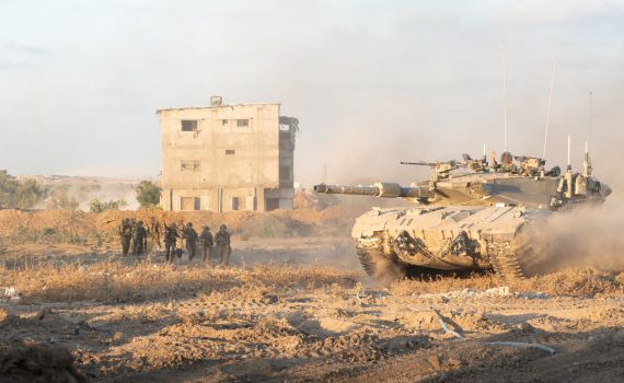 בלי הפסקה: צה"ל ממטיר אש על עזה ולבנון