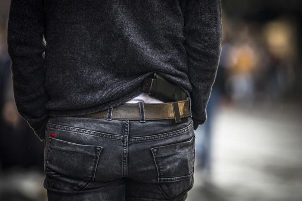 אושר בכנסת: הורחבה הזכאות לרשיון נשק פרטי