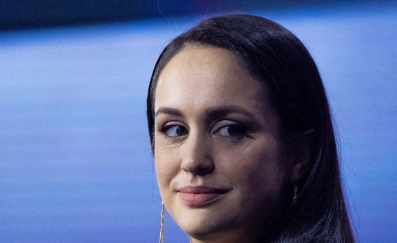 מגישת חדשות 13 מותקפת: "בזויה וארורה, זוהמה שמאלנית"