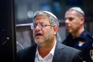 "בעצמה אדירה": בן גביר קורא להערך לחזרה ללחימה