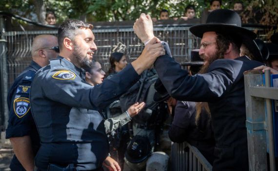 הפצ"רית: צווי גיוס לכולם – למי שעובד ולמי שלומד