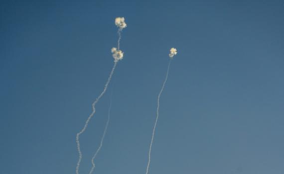 בדקות האחרונות: יירוטים מעל ים המלח ואזעקות בקריות