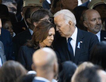 כתף קרה: קמלה האריס מרחיקה את ביידן מעיניי הציבור