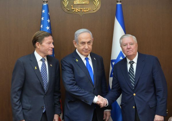 הסנאטור תוקף: יש סיבה אחת לרצח היהודים בשבעה באוקטובר