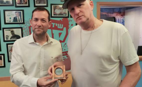 מייקל רפפורט בשומרון: "שולח לכם אהבה, כח והרבה הערכה"