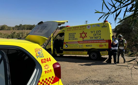 רוכב אופנוע כבן 25 נהרג מפגיעת רכב בנגב