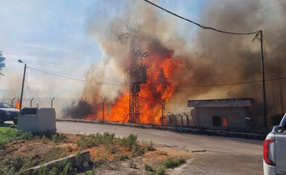 שריפה במתקן ביטחוני ליד קדומים: מטוסים הוזנקו לאזור