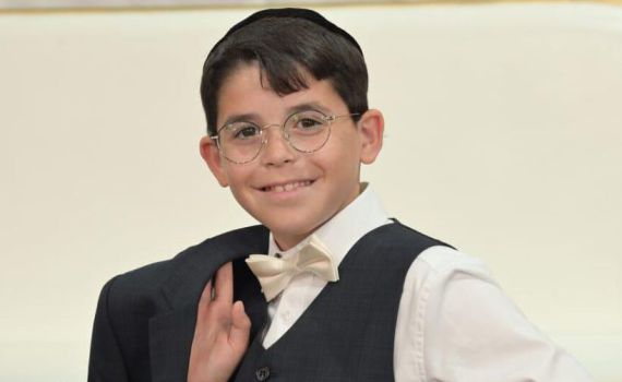 "מי אדיר": ילד הפלא של עולם המוזיקה החסידי בסינגל ראשון