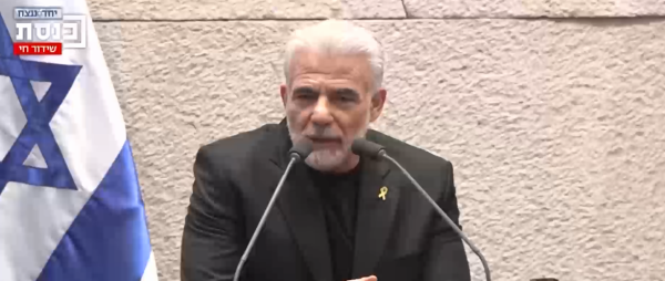 לפיד: "אם ישראל לא תצא למהלך מדיני החמאס יחזור לשלוט בעזה"