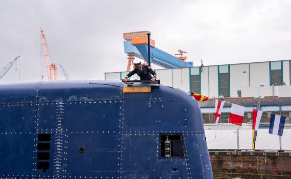 צה"ל חושף את הצוללת השישית: אח"י דרקון