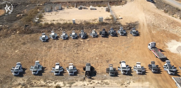 צפו: 100 רכבים שנגנבו על ידי פלסטינים הוחזרו לישראל