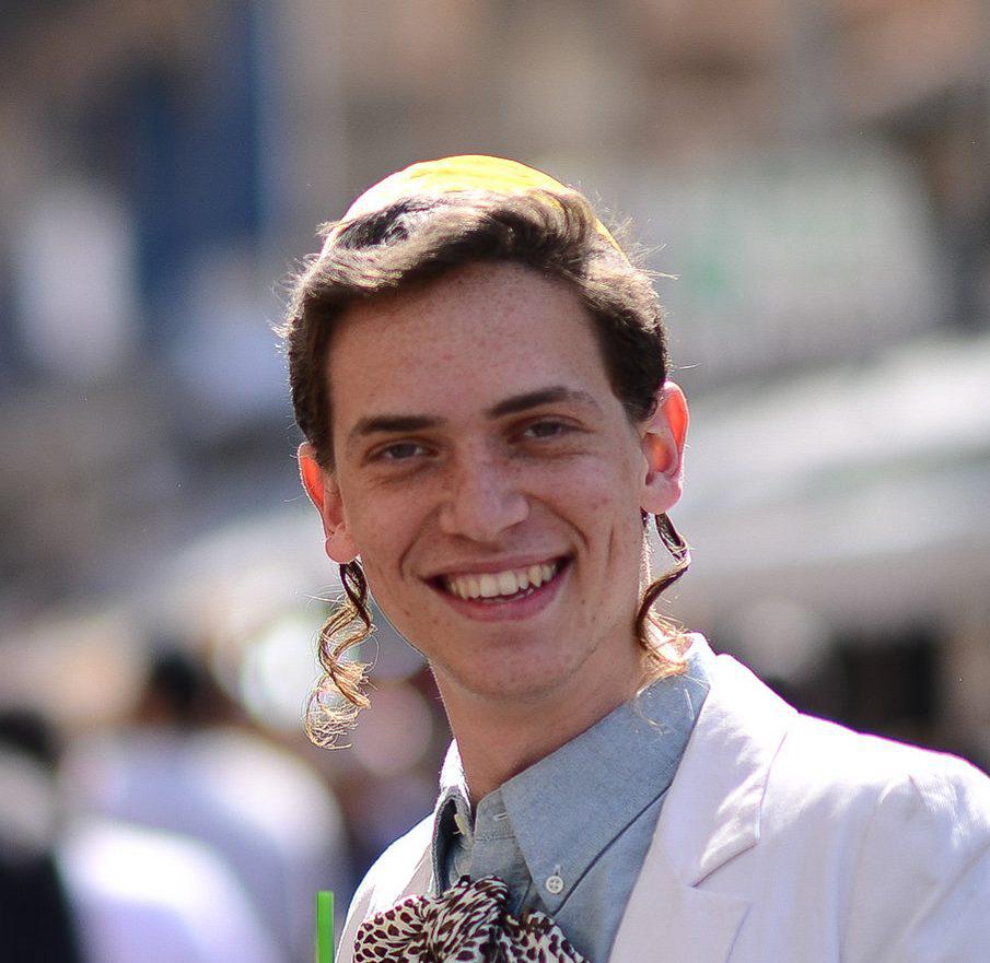 פרשיית הריגול בבני ברק; כוכב הרשת מסכם: עושה בושות? לא חרדי