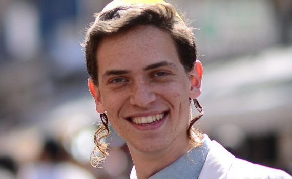 פרשיית הריגול בבני ברק; כוכב הרשת מסכם: עושה בושות? לא חרדי