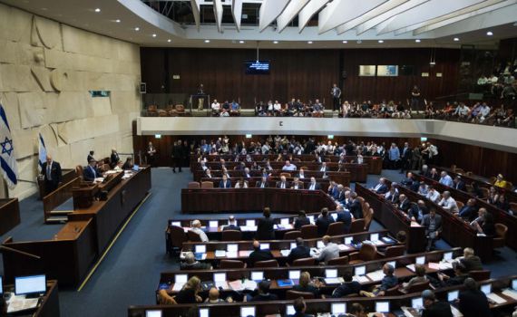 דרמה פוליטית: אבד הרוב לחוק המעונות