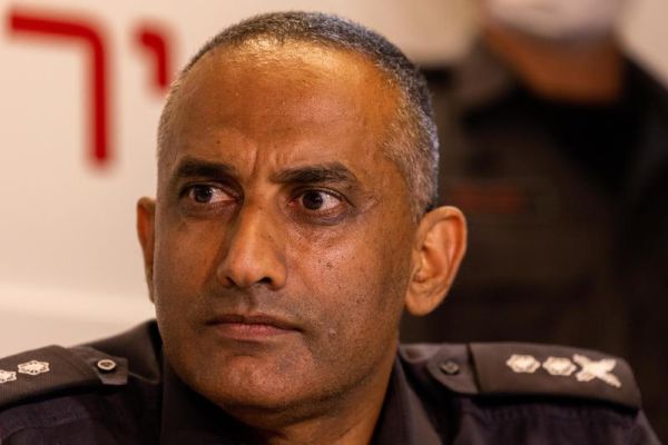 "להכריז על תקנות לשעת חירום במדינת ישראל"