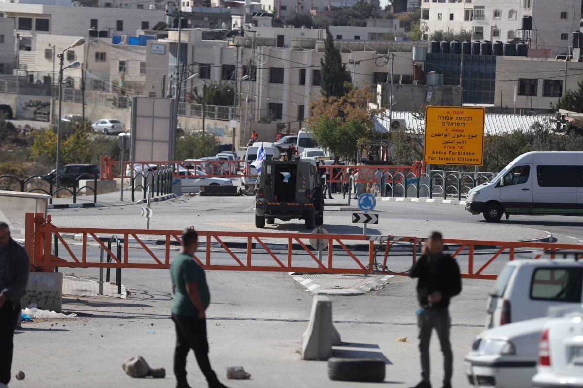 לאחר תקופה ארוכה: האנרכיסטים חזרו לחברון ותקפו אישה ללא סיבה