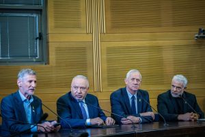 זעם באופוזיציה על טיוטת חוק הגיוס: "לא ניתן לחרפה הזו לעבור"