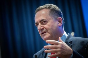 הממשלה מחזקת את משרתי הקבע ב-3.23 מיליארד שקל