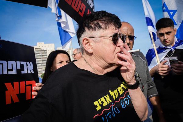 "לא תשברו אותי": שפי פז נכנסת לכלא נווה תרצה