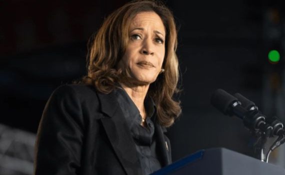 זה נגמר: האריס התקשרה לטראמפ ובירכה אותו על ניצחונו