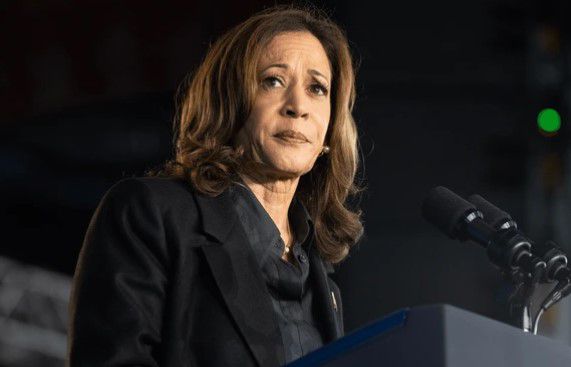 זה נגמר: האריס התקשרה לטראמפ ובירכה אותו על ניצחונו