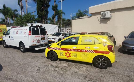 רמת השרון: החייאה בגבר בן 80 שטבע בבריכה, מצבו קשה