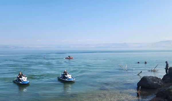 טרגדיה בצפון: חיפושים אחר נעדר שנכנס לכנרת ביום שבת