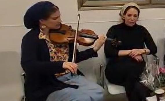 מרגש: רחל גולדברג מנגנת לפצועי ההיתקלות בה נפל בעלה