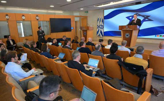 סער: "יש התקדמות מסוימת בניסיונות להגיע להסדר בלבנון"