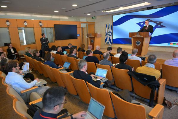 סער: "יש התקדמות מסוימת בניסיונות להגיע להסדר בלבנון"