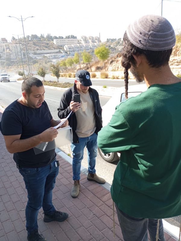 חוננו לאבי בלוט: שקול מחדש את תנאי מעצרו של יונתן הלבני