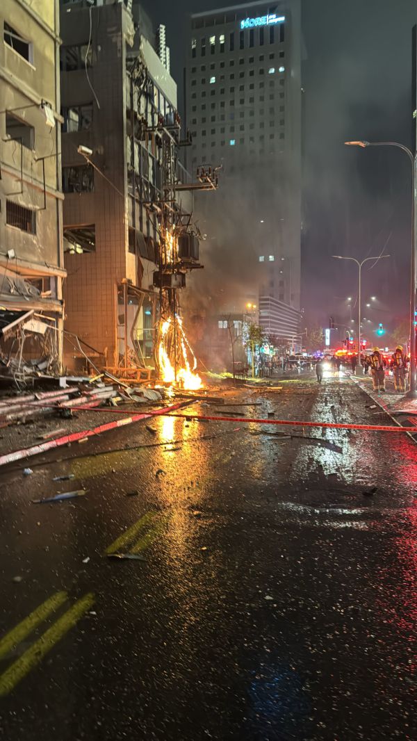 הירי מלבנון: 5 פצועים מנפילה של שברי מיירט ברמת גן