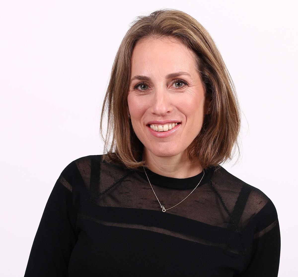 אמו של ענר שפירא מונתה לסמנכ"לית משרד המורשת