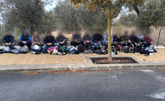 אירוע חריג: לוחמי מג"ב עצרו 20 שב"חים בדרך לירושלים