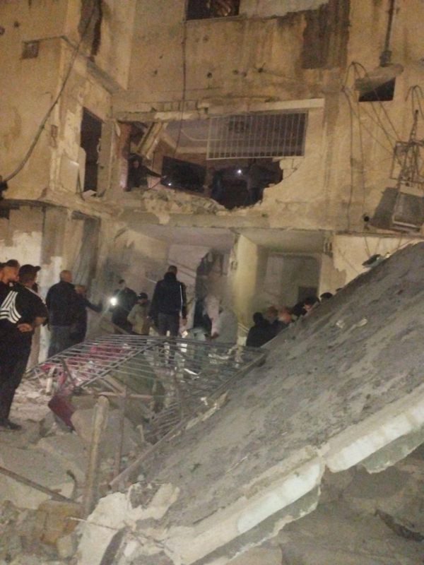 אש בין חברים: חיזבאללה פגע בבית פלסטיני, 15 נפצעו