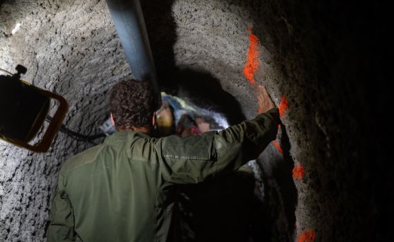 הפתעה מתחת לבית קברות: כך הושמד מתחם הטרור של חיזבאללה