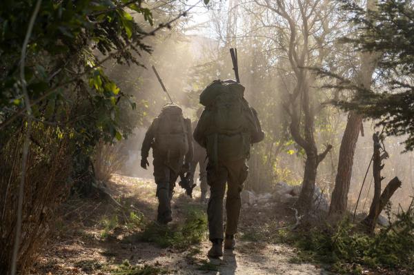 "הרמנו את הראש ונלחמנו": צפו בחטיבת אלכסנדרוני בקרב בלבנון